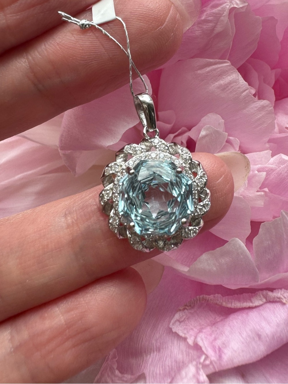 NWT aquamarine blue topaz pendant necklace Portugese cut 925 silver w ribbon cz